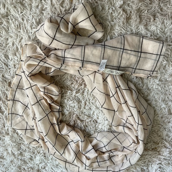 Rachel Pally scarf never worn - Picture 2 of 4